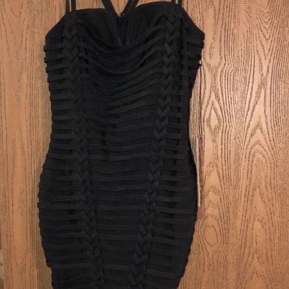 BNWT Black Bandage Dress - Picture 2 of 3